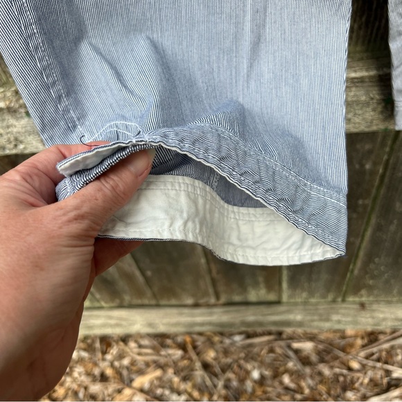 American Eagle Peddle Pushers Blue White Stripped - Picture 7 of 12